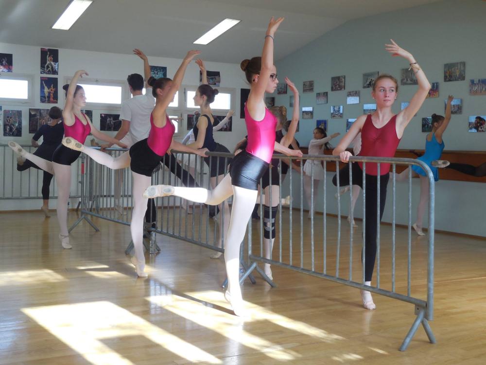 cours de danse de l'école Dominique Chapotot