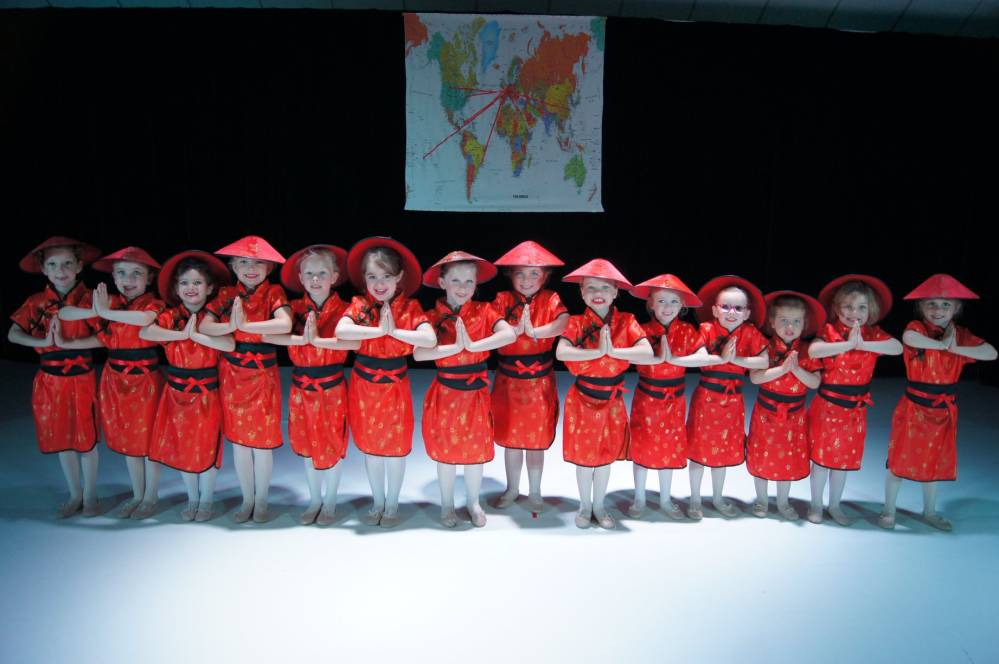 représentation des enfants de l'éocle de danse de Offranville