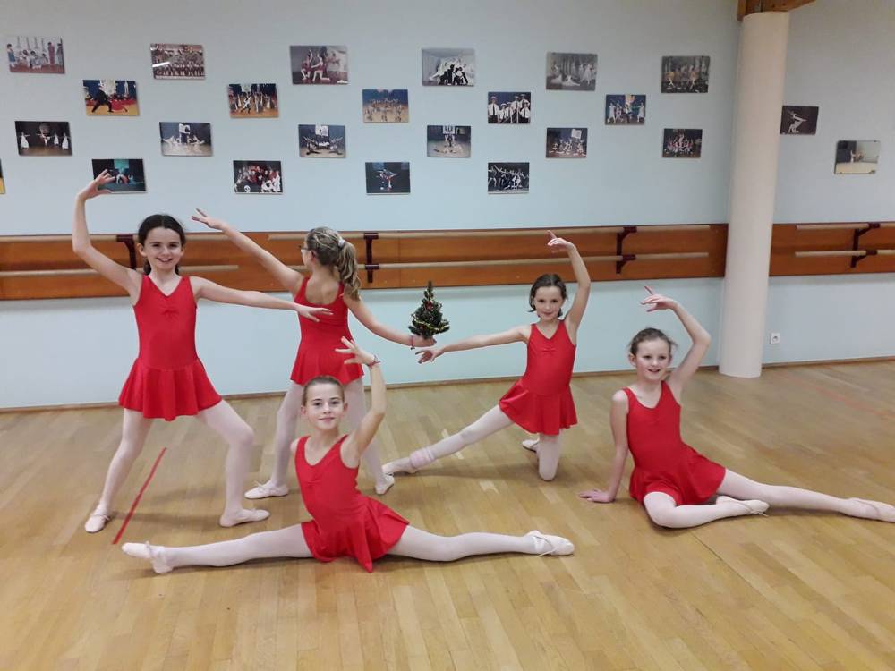 Leçon de danse pour enfant à l'école de danse de offranville